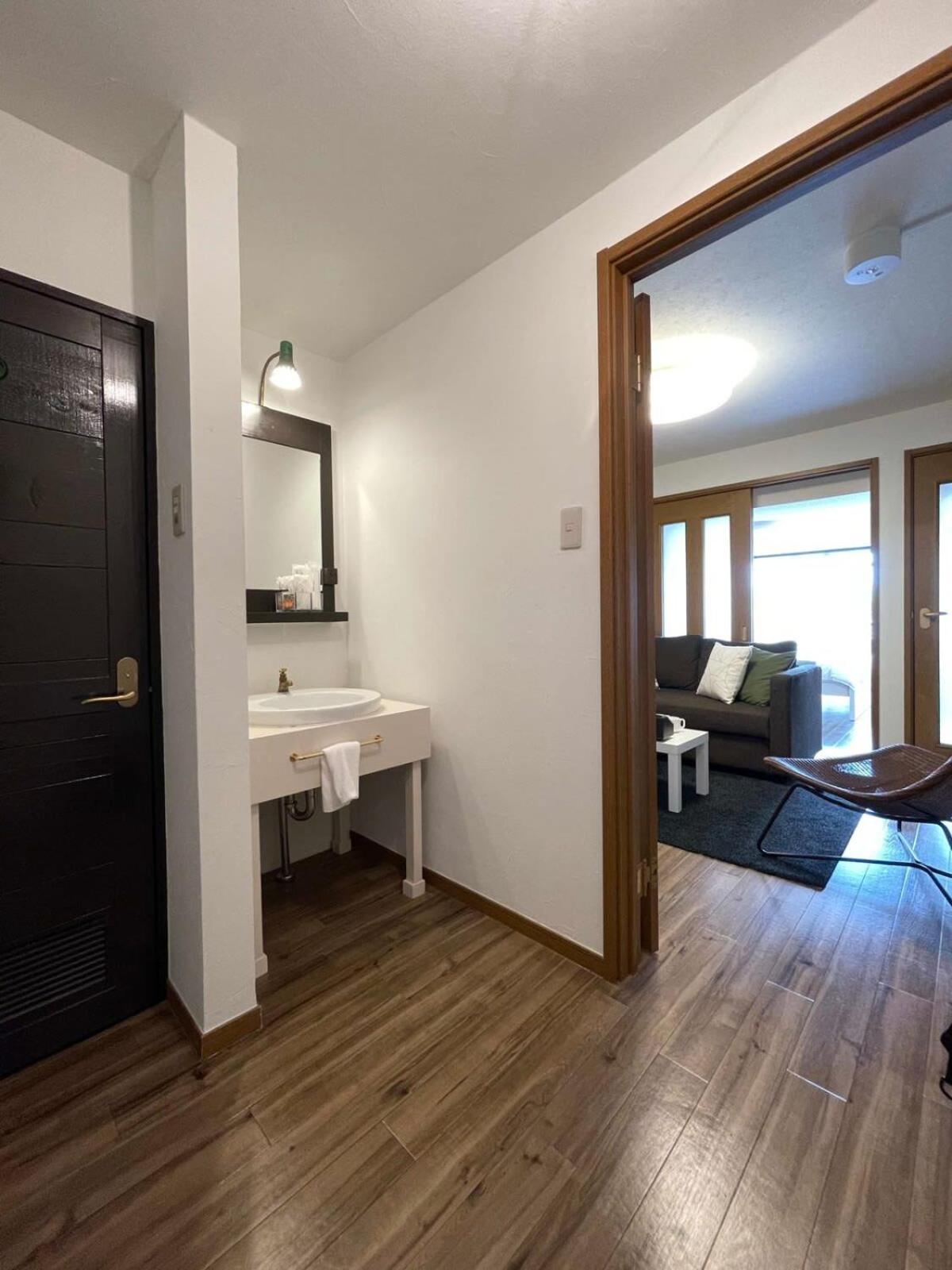 הירושימה Bhotel Dai3Himawari - 2Br Good For 6Ppl Overlooking Peace Park With Wifi! מראה חיצוני תמונה